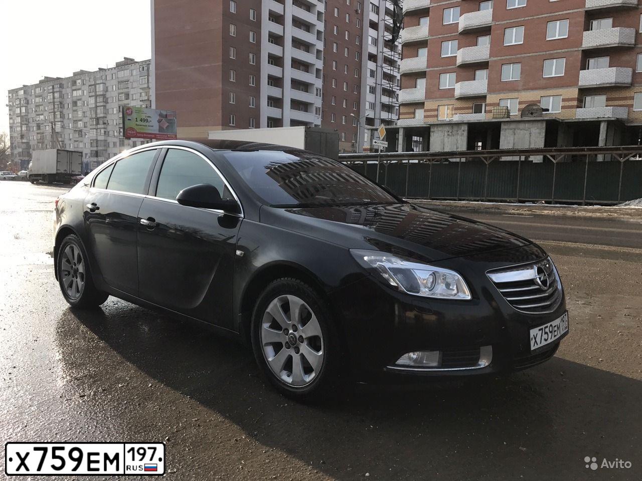 Фото автомобиля OPEL INSIGNIA, 2010 — госномер У757УТ777. Цвет: ЧЕРНЫЙ