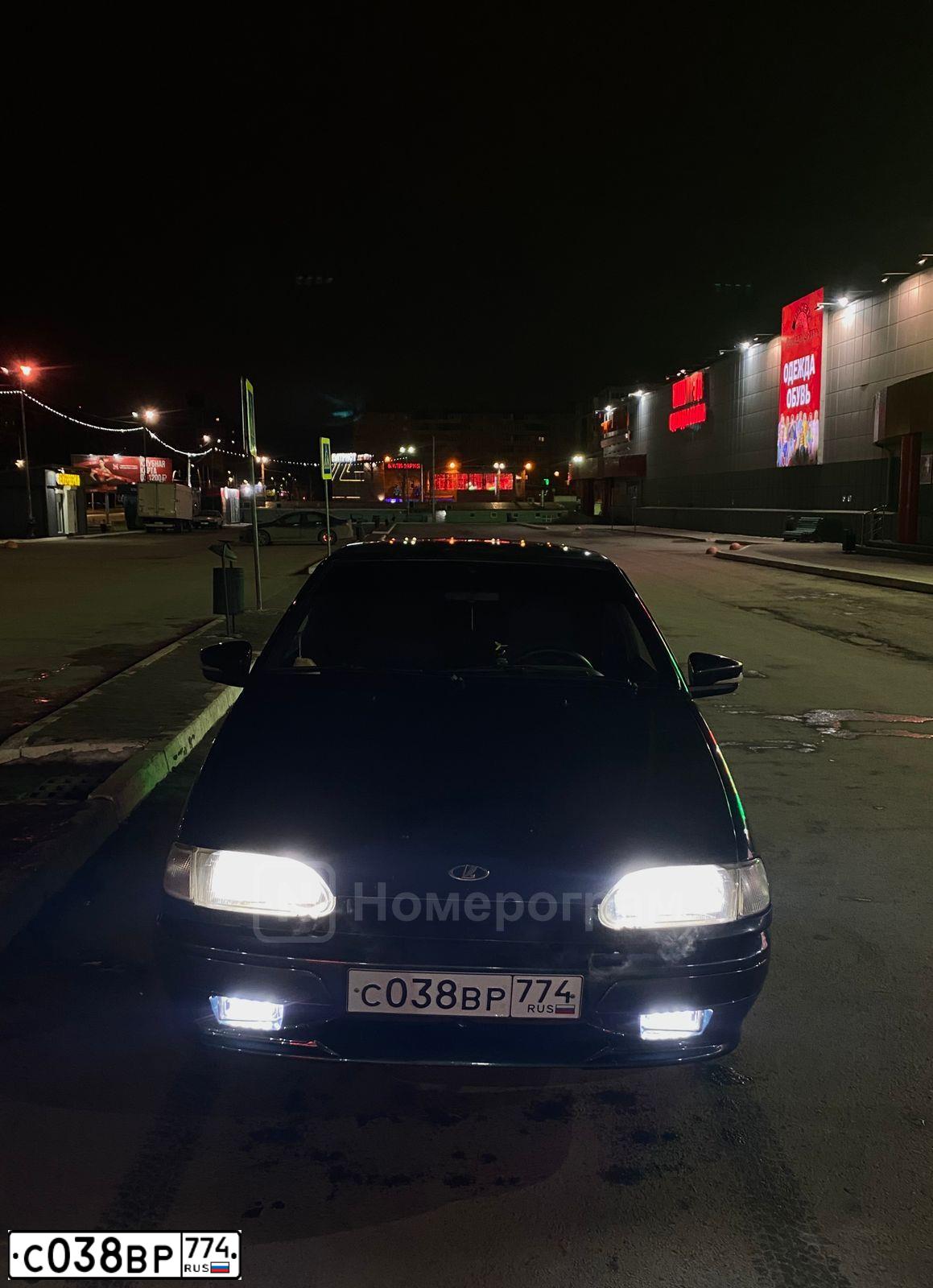 Фото автомобиля LADA 2114 SAMARA, 2012 — госномер Х330АК196. Цвет: сине-зеленый