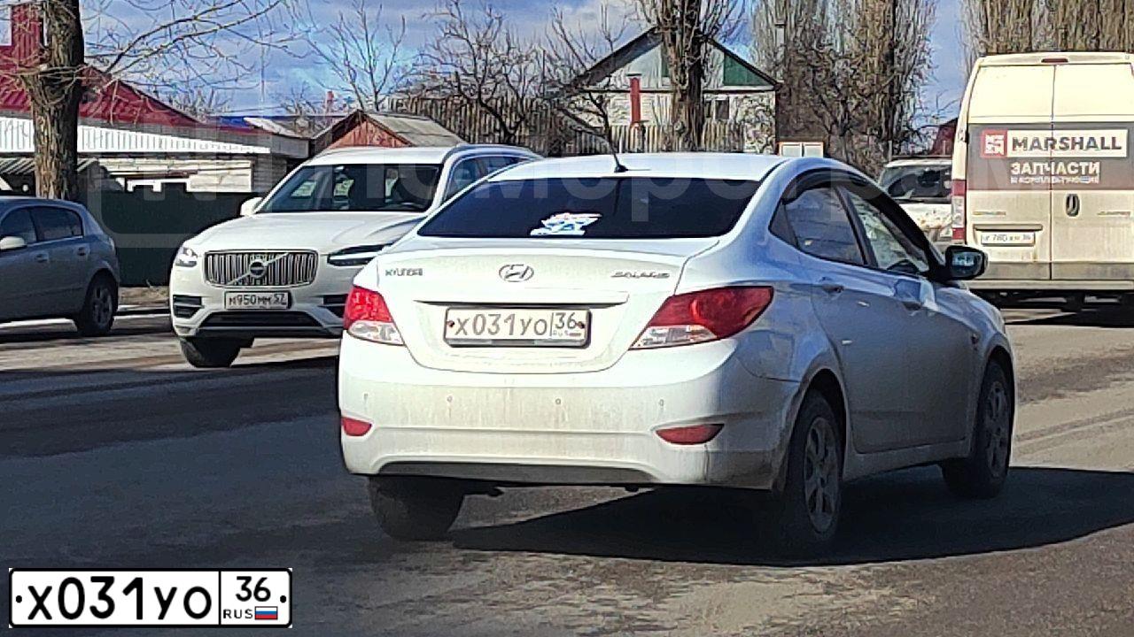 Фото автомобиля ХЕНДЭ СОЛЯРИС, 2013 — госномер С407УК05. Цвет: Белый