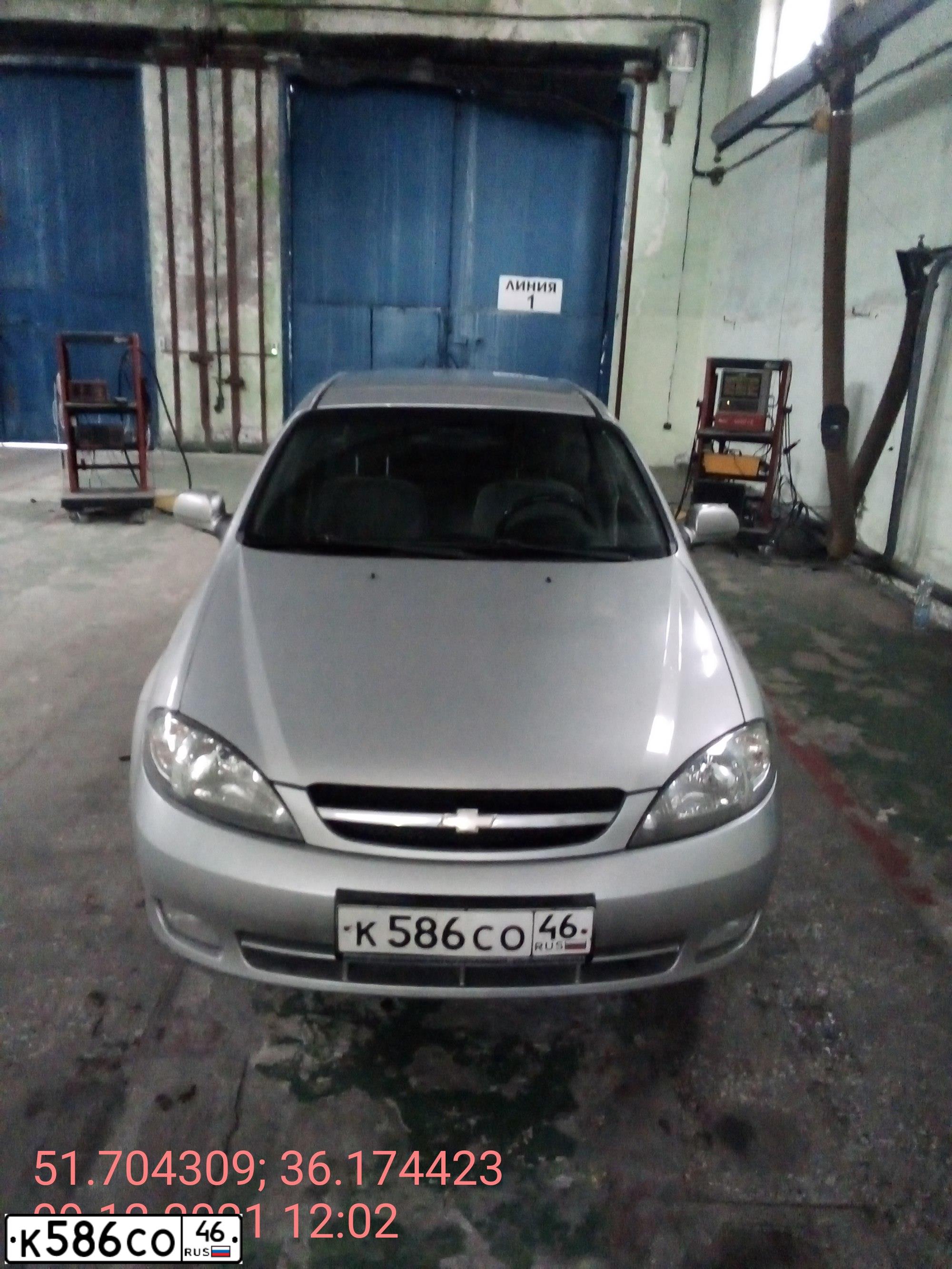 Фото автомобиля CHEVROLET LACETTI, 2007 — госномер К586СО46. Цвет: СЕРЕБРИСТЫЙ