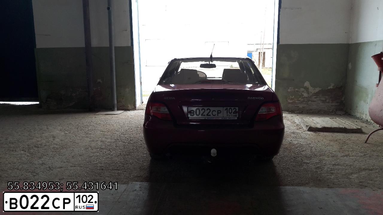 Фото автомобиля DAEWOO NEXIA, 2010 — госномер В022СР102. Цвет: БОРДОВЫЙ