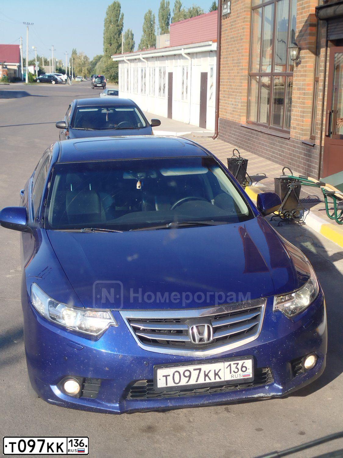Фото автомобиля HONDA ACCORD, 2011 — госномер В947РН134. Цвет: ТЕМНО СИНИЙ
