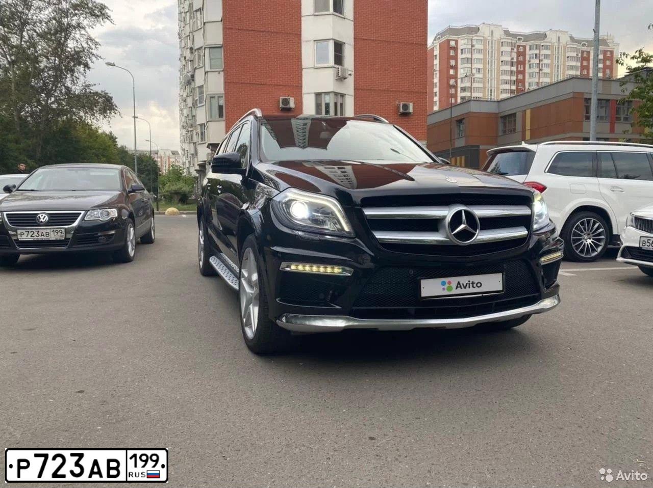 Фото автомобиля VOLKSWAGEN PASSAT, 2008 — госномер Р723АВ199. Цвет: ЧЕРНЫЙ