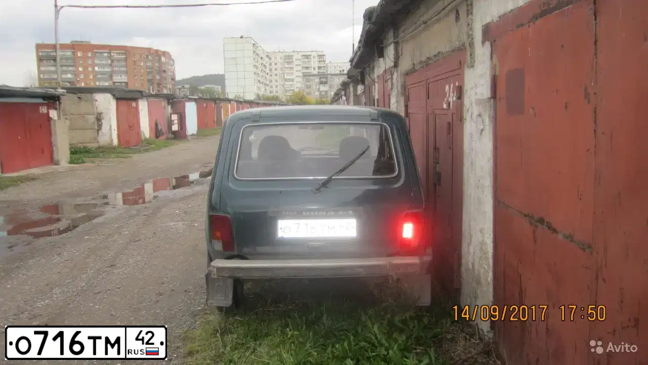 Фото автомобиля LADA 2121 NIVA, 1999 — госномер О716ТМ42. Цвет: Сине-зеленый