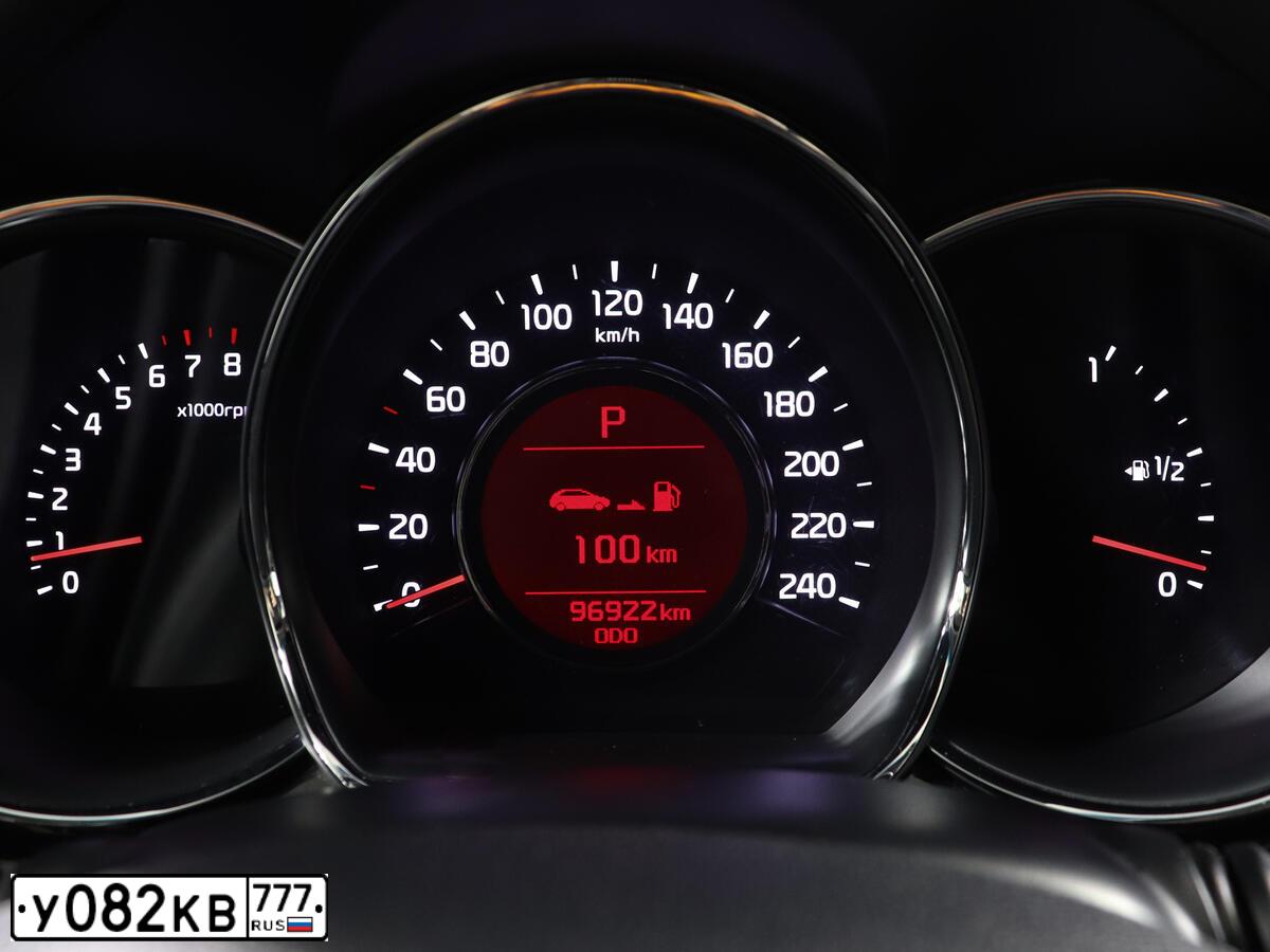 Фото автомобиля KIA CEE'D, 2014 — госномер Е894ОМ08. Цвет: Белый