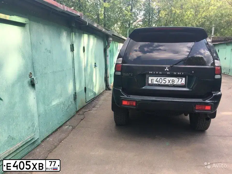 Фото автомобиля LADA 2110, 1998 — госномер Н600РЕ90. Цвет: ЗЕЛЕНЫЙ