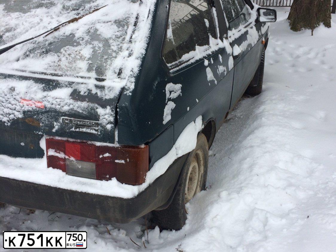 Фото автомобиля NISSAN TIIDA, 2011 — госномер К751КК750. Цвет: СЕРЕБРИСТЫЙ