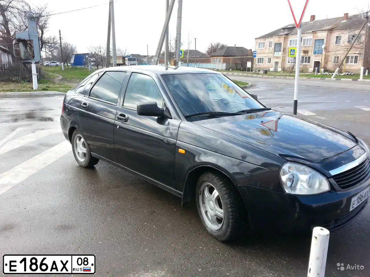 Фото автомобиля LADA 2172 PRIORA, 2008 — госномер А050РУ08. Цвет: ГРАФИТОВЫЙ МЕТАЛЛИК