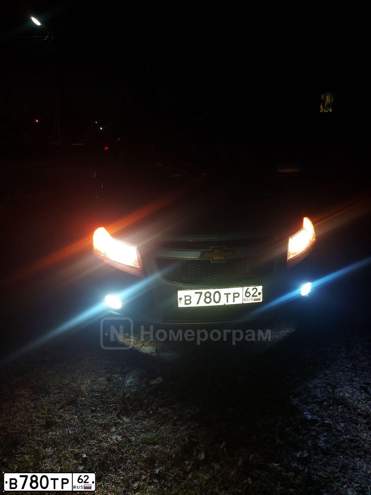 Фото автомобиля CHEVROLET CRUZE, 2012 — госномер В780ТР62. Цвет: СВЕТЛО-СЕРЫЙ МЕТАЛЛИК