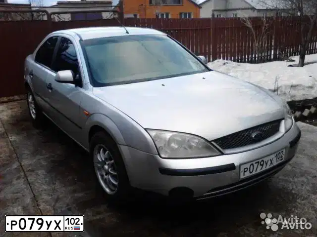 Фото автомобиля FORD MONDEO, 2001 — госномер Х976РА102. Цвет: Серебристый