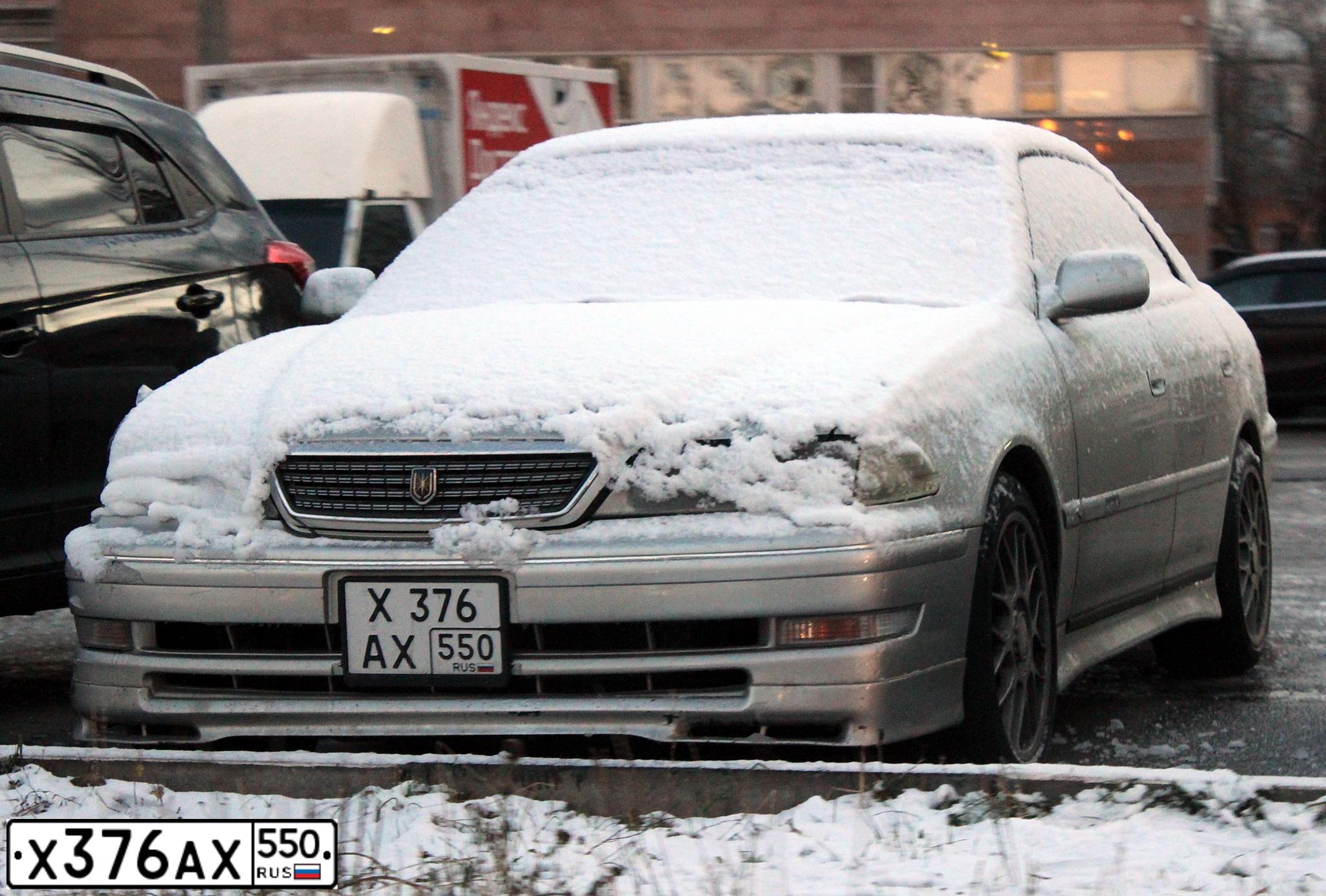 Фото автомобиля TOYOTA MARK II, 1999 — госномер Х376АХ550