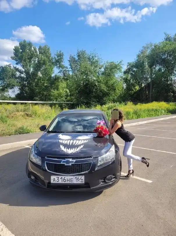 Фото автомобиля CHEVROLET CRUZE, 2011 — госномер А316НЕ164. Цвет: ЧЕРНЫЙ МЕТАЛЛИК
