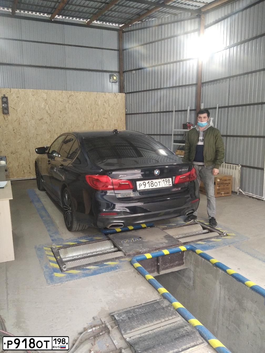 Фото автомобиля BMW SERIE 5, 2018 — госномер Т303МЕ05