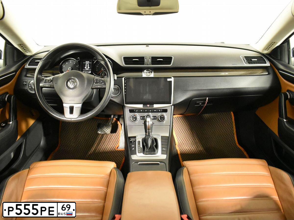 Фото автомобиля VOLKSWAGEN PASSAT, 2013 — госномер С908СУ164. Цвет: Коричневый