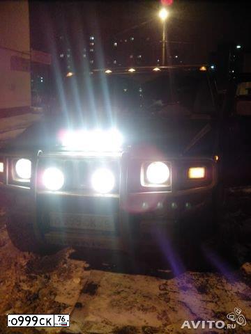 Фото автомобиля HUMMER H2, 2003 — госномер В999СВ35. Цвет: ЧЕРНЫЙ