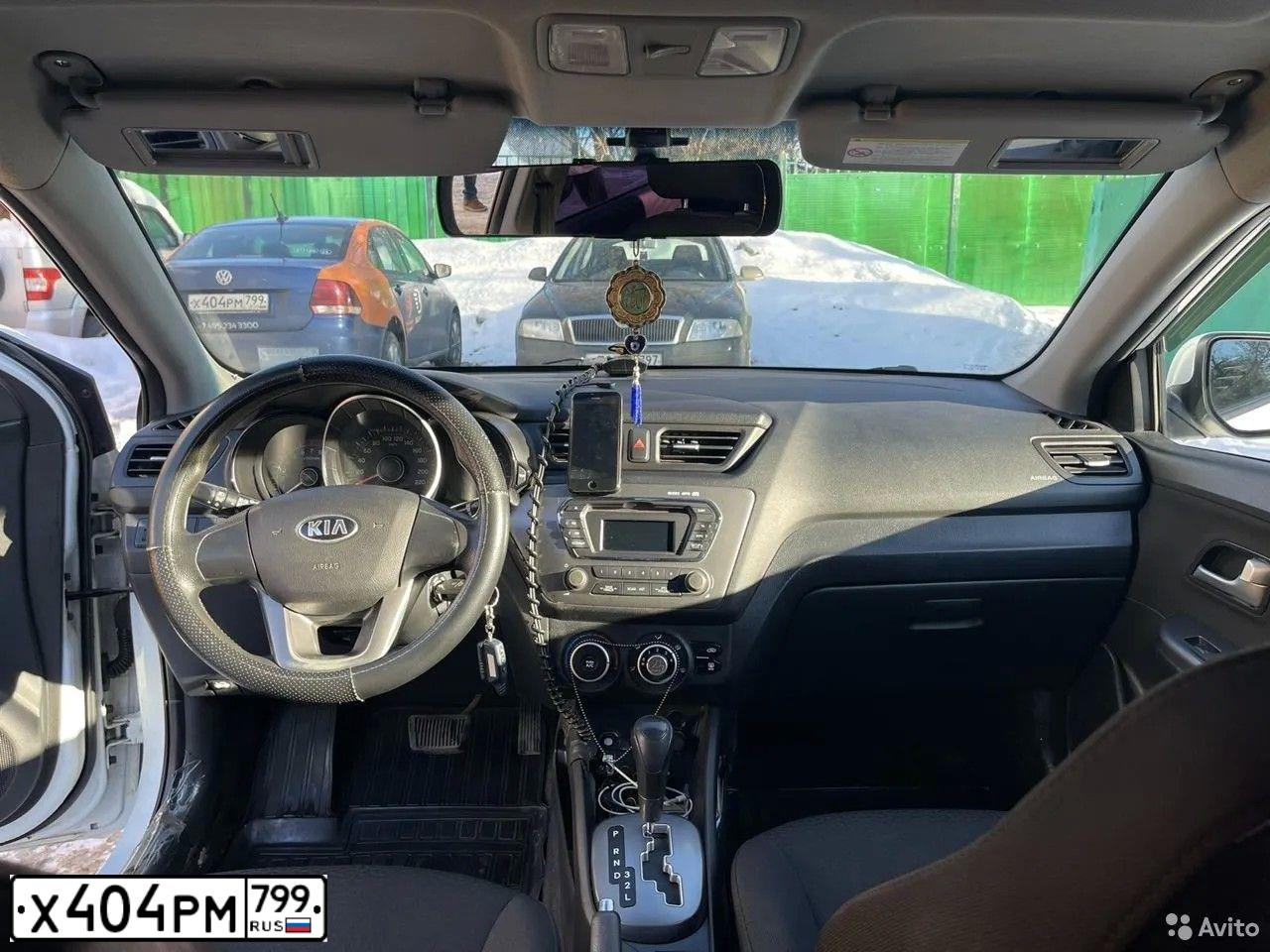 Фото автомобиля VOLKSWAGEN POLO, 2019 — госномер А846ОК83. Цвет: ЯРКО-СИНИЙ