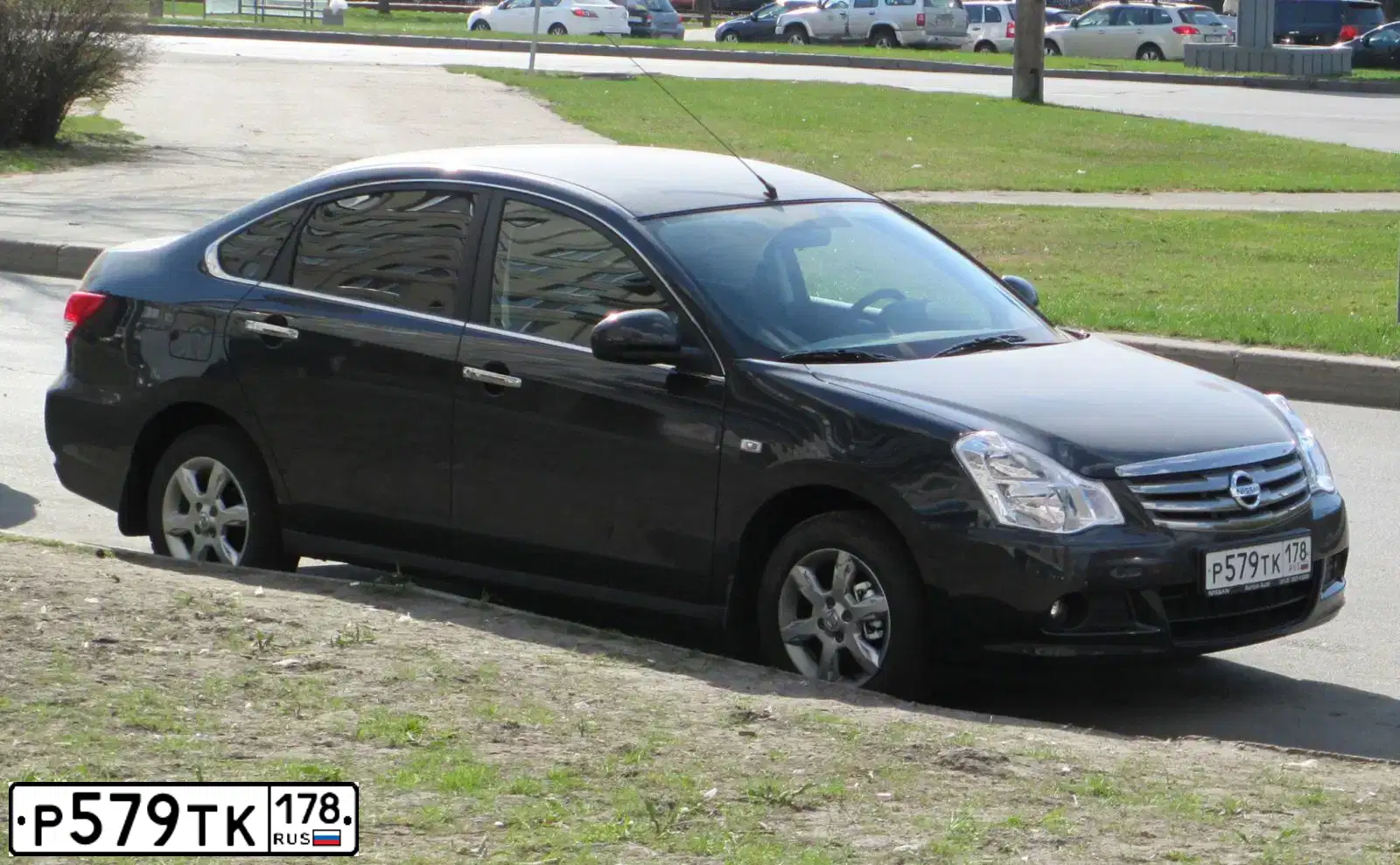 Фото автомобиля NISSAN ALMERA /AVTOVAZ/, 2014 — госномер Е847МВ198. Цвет: ЧЕРНЫЙ