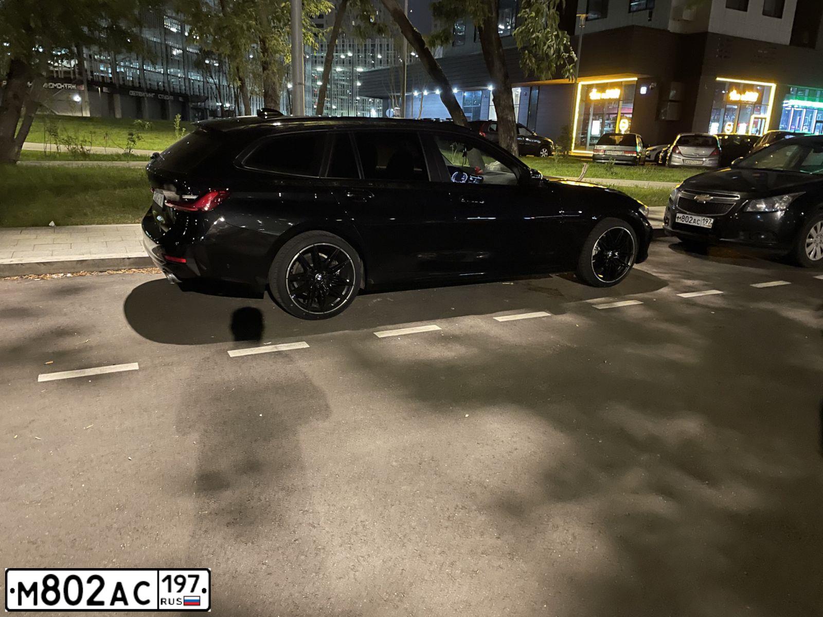 Фото автомобиля CHEVROLET CRUZE, 2010 — госномер К717НС53. Цвет: ЧЕРНЫЙ