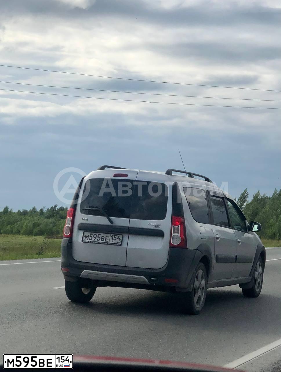 Фото автомобиля LADA LARGUS, 2019 — госномер Х899НА154. Цвет: СЕРЕБРИСТЫЙ