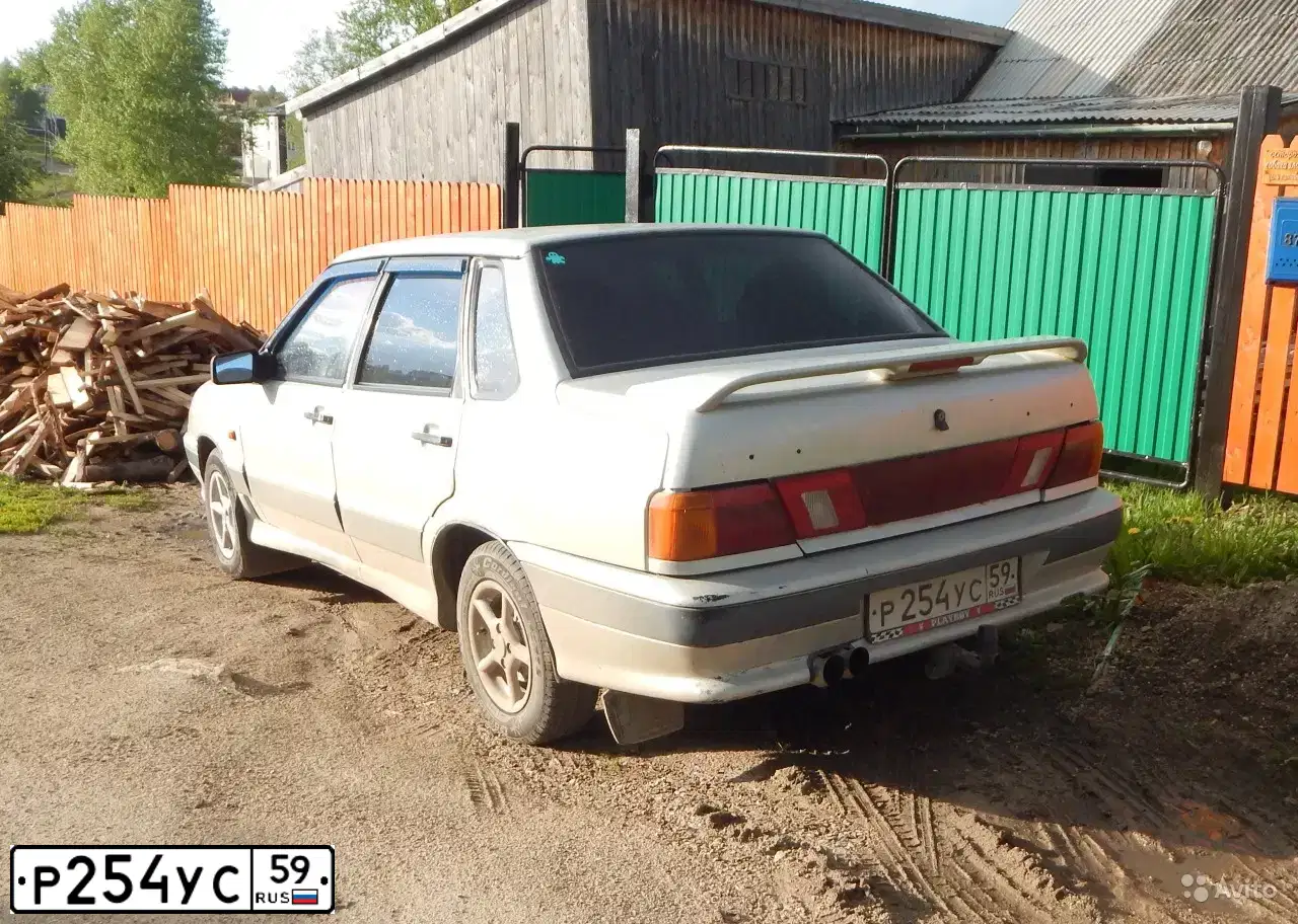 Фото автомобиля LADA 2115 SAMARA, 2004 — госномер Р254УС59. Цвет: МОЛОЧНО-БЕЛЫЙ СЕРЕБРИСТЫЙ