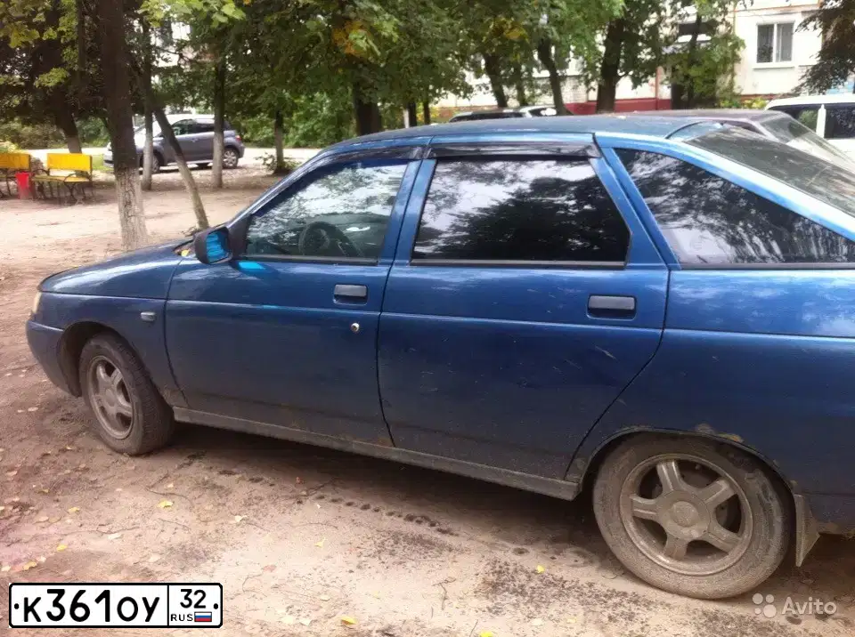 Фото автомобиля LADA 2112 LADA, 2004 — госномер К361ОУ32. Цвет: сине-зеленый