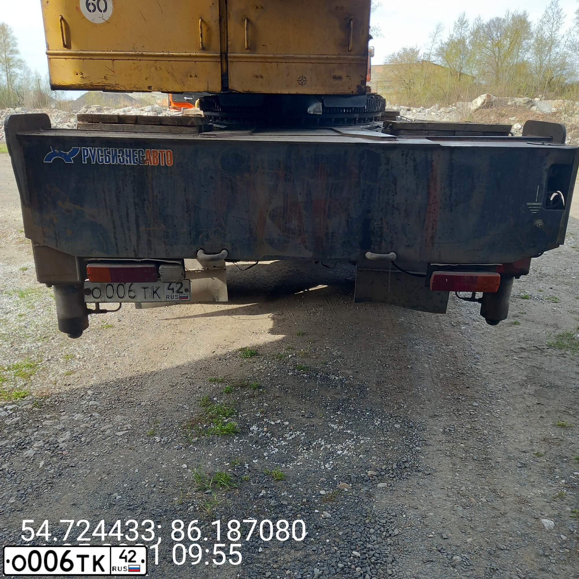 Фото автомобиля KAMAZ 65115 /6X4/, 2008 — госномер О006ТК42. Цвет: ОРАНЖЕВЫЙ