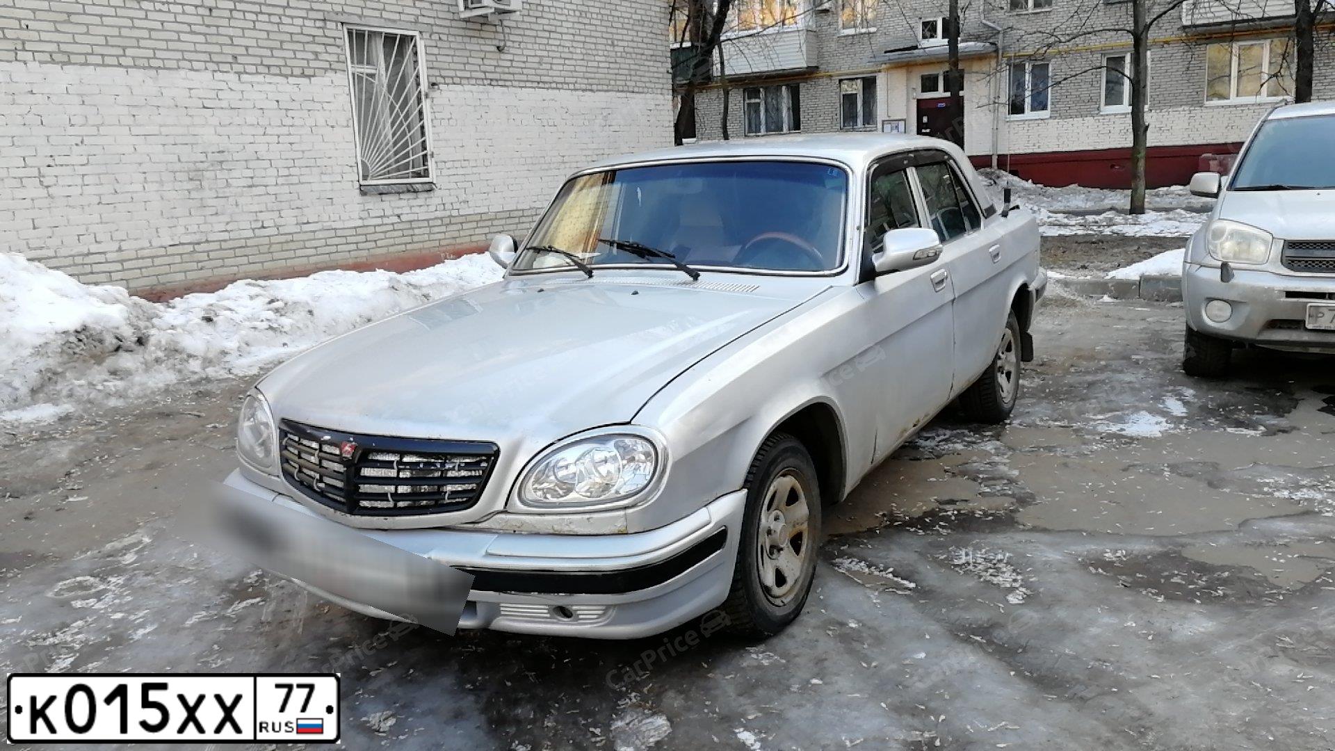 Фото автомобиля GAZ 3110 WOLGA, 2007 — госномер К015ХХ77. Цвет: Серый
