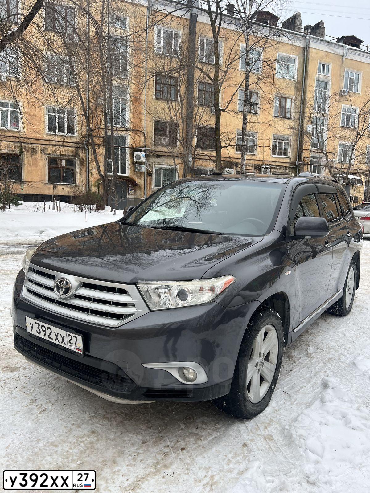 Фото автомобиля TOYOTA HIGHLANDER, 2011 — госномер Р556ТУ27