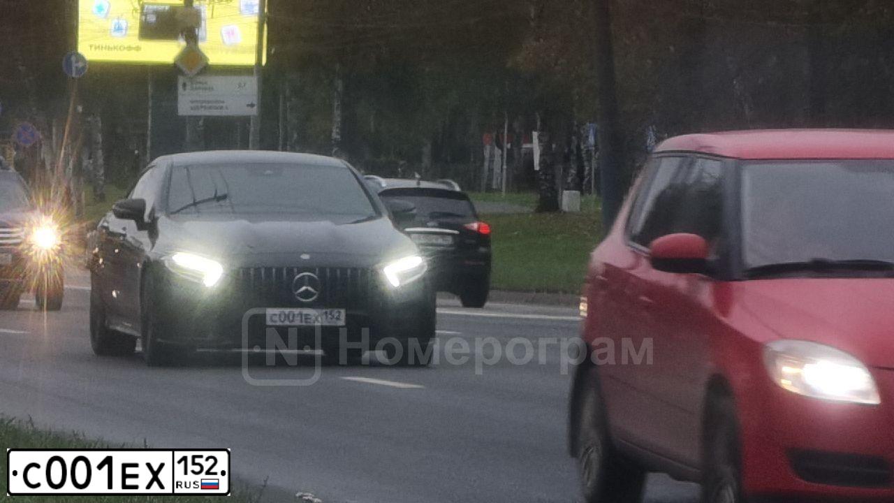 Фото автомобиля MERCEDES CLS-KLASSE, 2019 — госномер С001ЕХ152. Цвет: ЧЕРНЫЙ