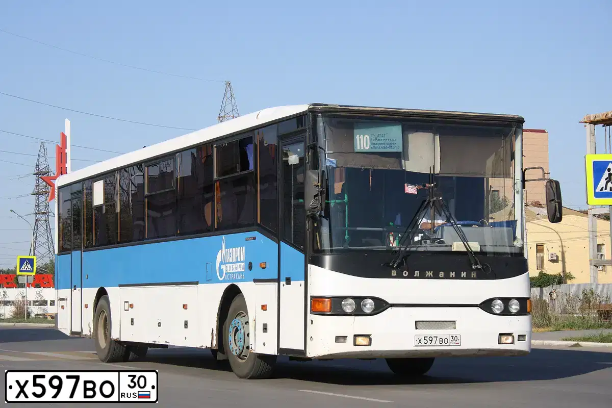 Фото автомобиля VOLZHANIN 52702, 2005 — госномер Х597ВО30. Цвет: БЕЛЫЙ