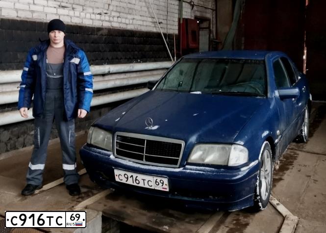 Фото автомобиля MERCEDES C-KLASSE, 1999 — госномер С916ТС69. Цвет: ТЕМНО-СИНИЙ