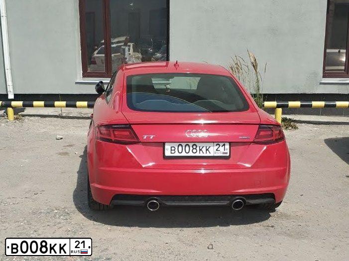 Фото автомобиля VOLKSWAGEN POLO, 2016 — госномер Е968УУ21. Цвет: Серебристый
