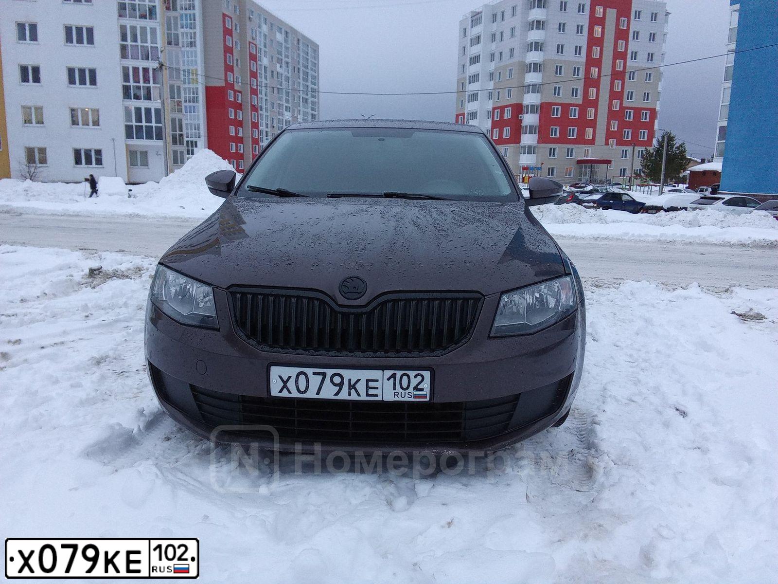 Фото автомобиля SKODA OCTAVIA, 2014 — госномер А342АН164. Цвет: Коричневый