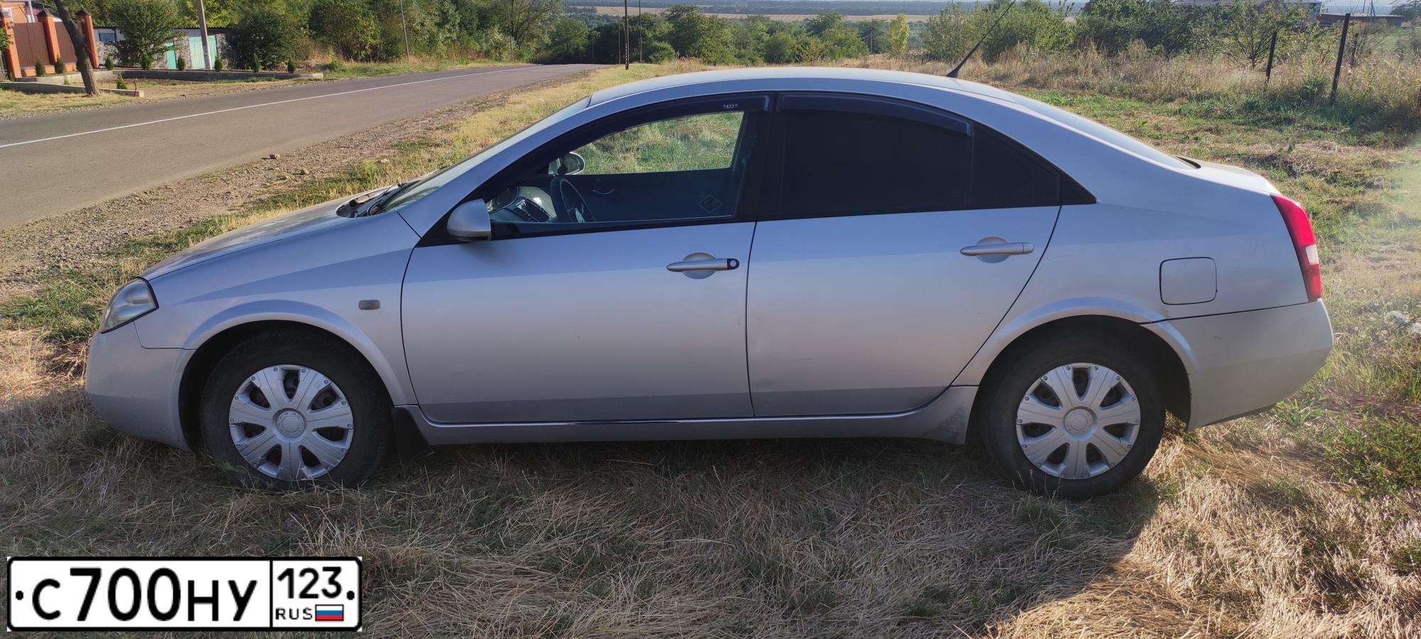 Фото автомобиля NISSAN PRIMERA, 2002 — госномер С700НУ123. Цвет: СЕРЕБРИСТЫЙ