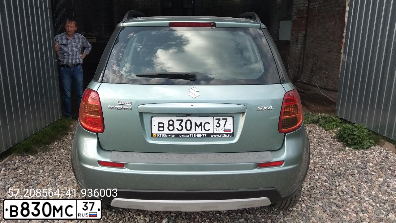 Фото автомобиля SUZUKI SX 4, 2011 — госномер В830МС37. Цвет: ЗЕЛЕНЫЙ