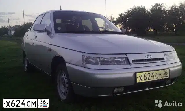 Фото автомобиля LADA 2110 LADA, 2005 — госномер Х624СМ36. Цвет: СВЕТЛО-СЕРЕБРИСТЫЙ МЕТАЛЛ