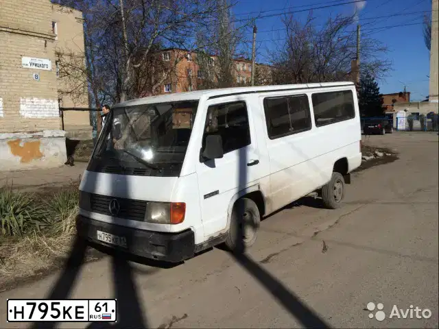 Фото автомобиля MERCEDES MB 100, 1992 — госномер Н795КЕ61