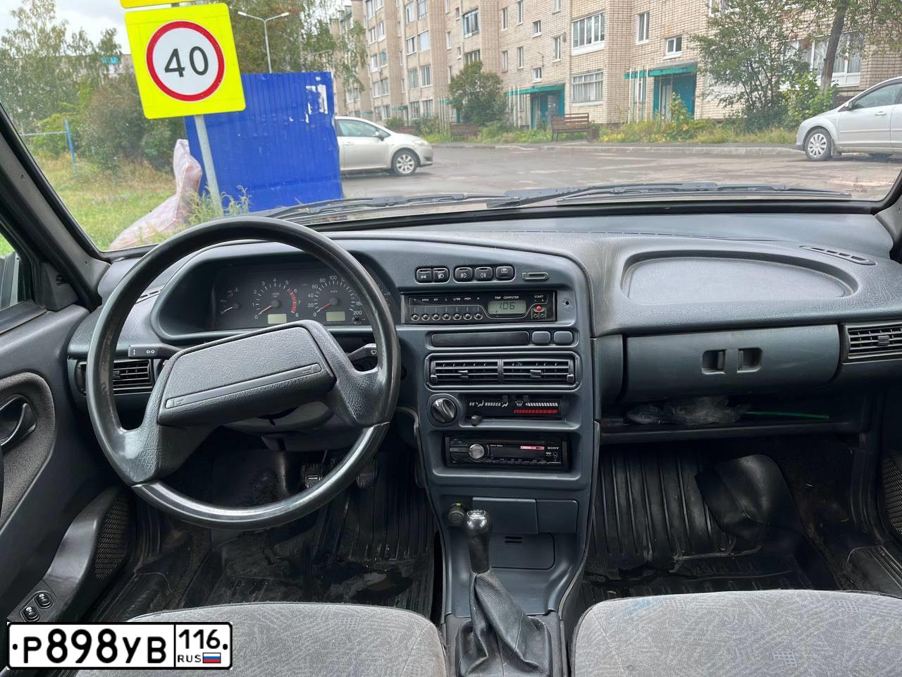 Фото автомобиля VOLKSWAGEN PASSAT, 2011 — госномер Р898УВ116. Цвет: Белый