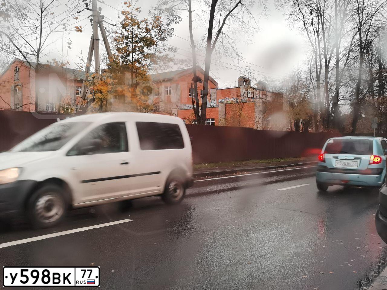 Фото автомобиля HYUNDAI GETZ, 2008 — госномер У589ВК77. Цвет: голубой