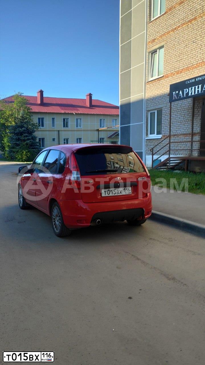 Фото автомобиля CHEVROLET NIVA, 2006 — госномер Т015ВХ116. Цвет: Светло-Серебристый металлик