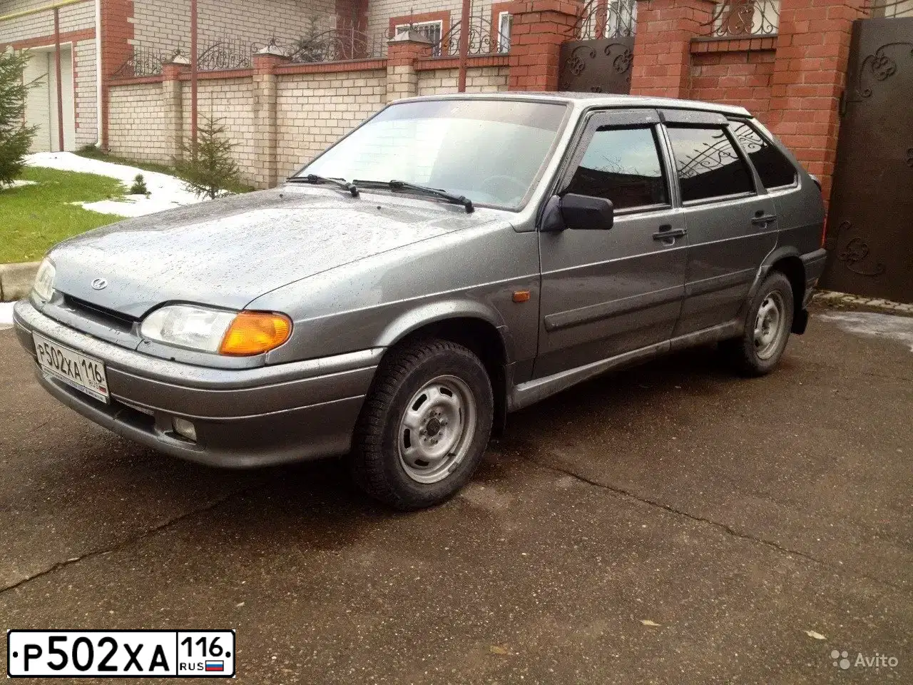 Фото автомобиля LADA 2114 SAMARA, 2012 — госномер Р502ХА116. Цвет: СРЕДНИЙ СЕРО-ЗЕЛЕНЫЙ МЕТ
