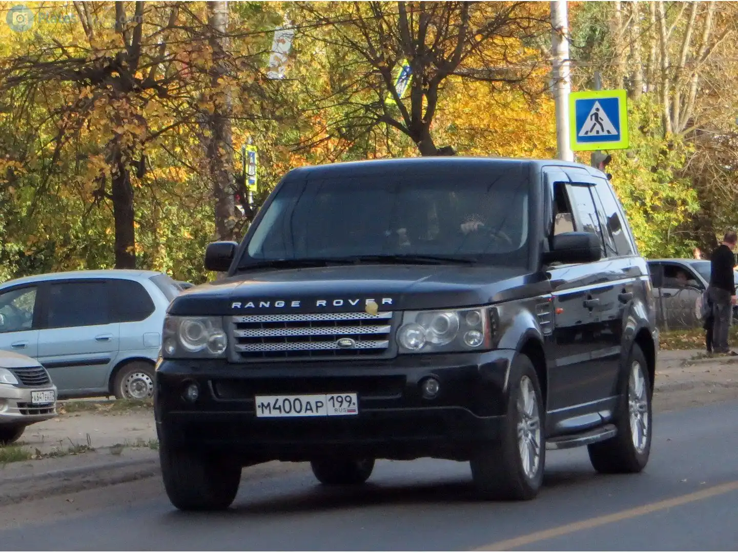Фото автомобиля LANDROVER RANGE ROVER SPORT, 2007 — госномер М400АР199. Цвет: ЧЕРНЫЙ