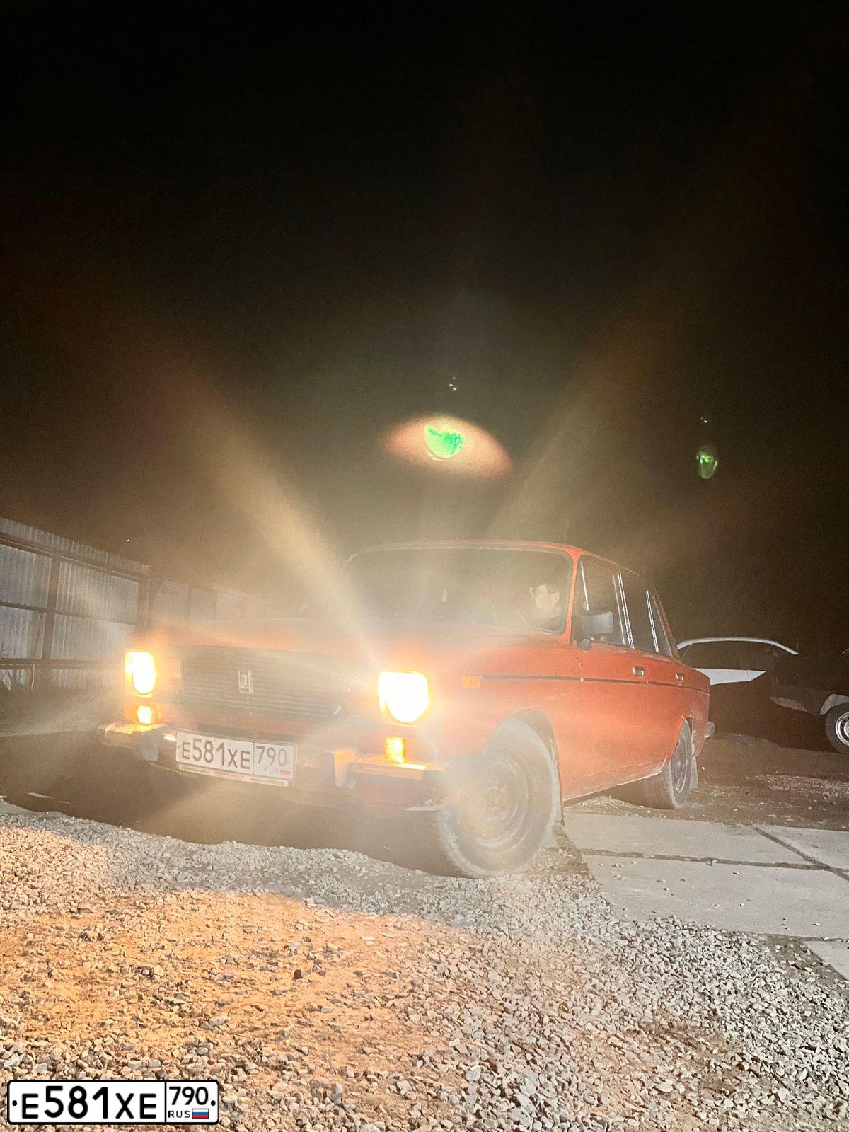 Фото автомобиля LADA 2106, 1994 — госномер Е581ХЕ790. Цвет: Красный