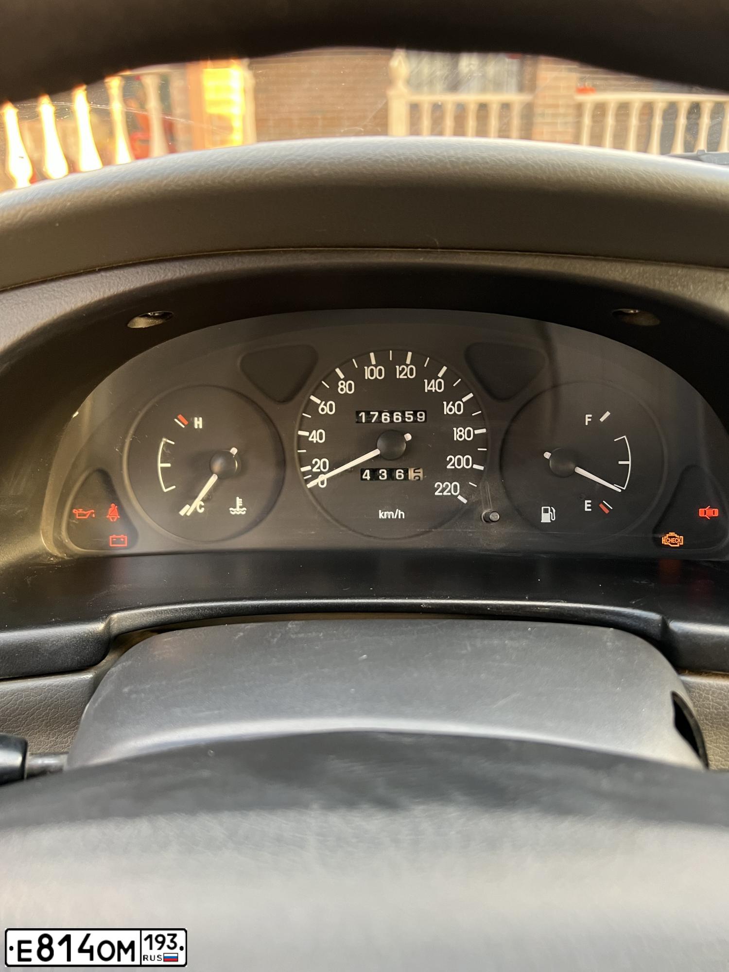 Фото автомобиля CHEVROLET LANOS, 2007 — госномер О359АР180. Цвет: СЕРЕБРИСТЫЙ