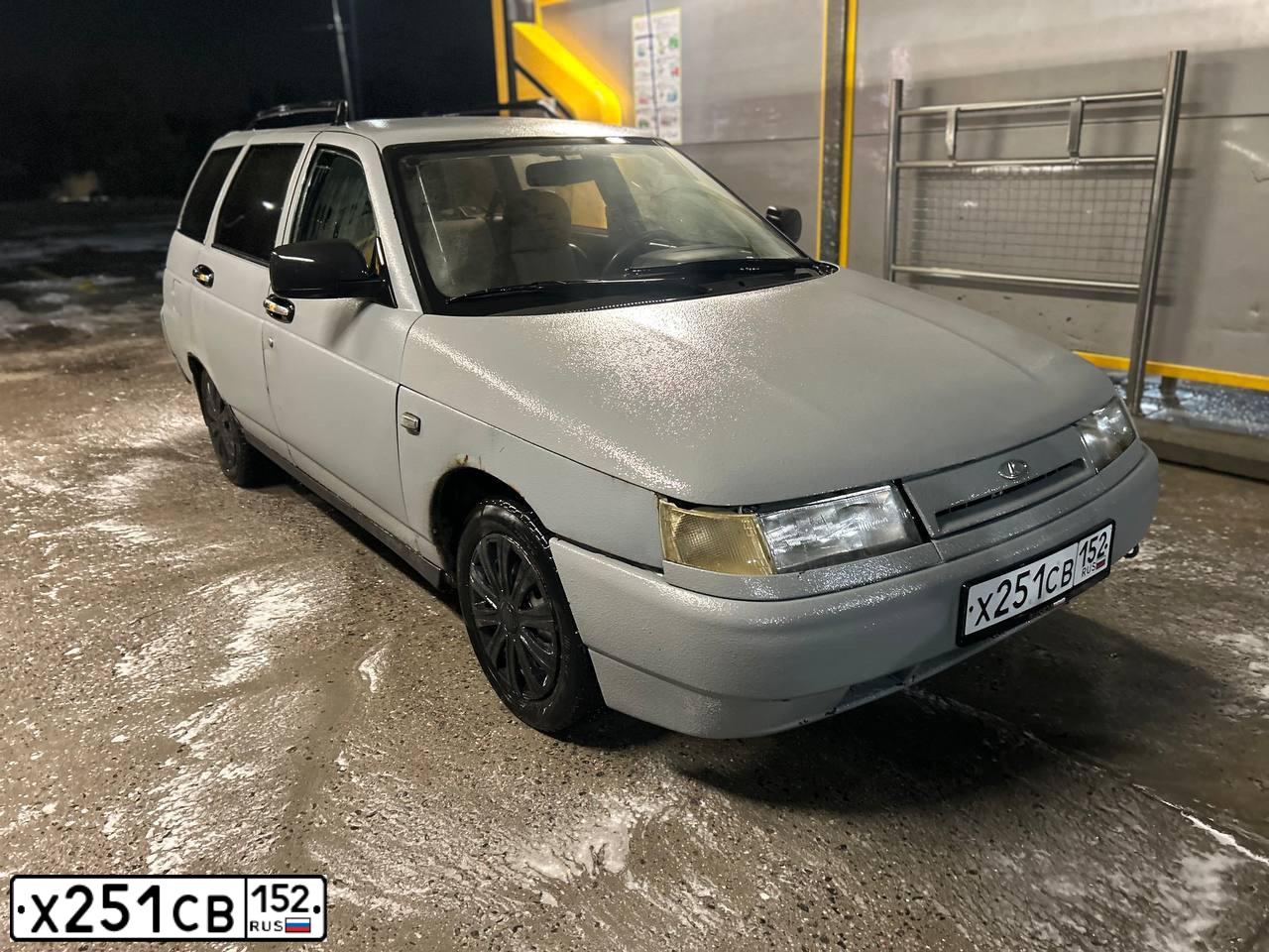 Фото автомобиля LADA 2111 LADA, 2004 — госномер Т654ЕТ52. Цвет: СЕРЫЙ