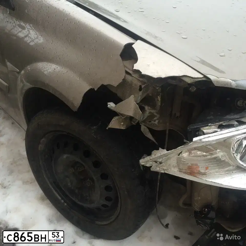 Фото автомобиля RENAULT MEGANE, 2008 — госномер С661ЕС198. Цвет: БЕЖЕВЫЙ