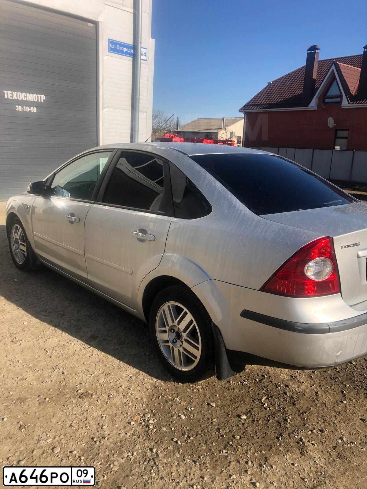 Фото автомобиля FORD FOCUS, 2006 — госномер А646РО09. Цвет: СЕРЕБРИСТЫЙ