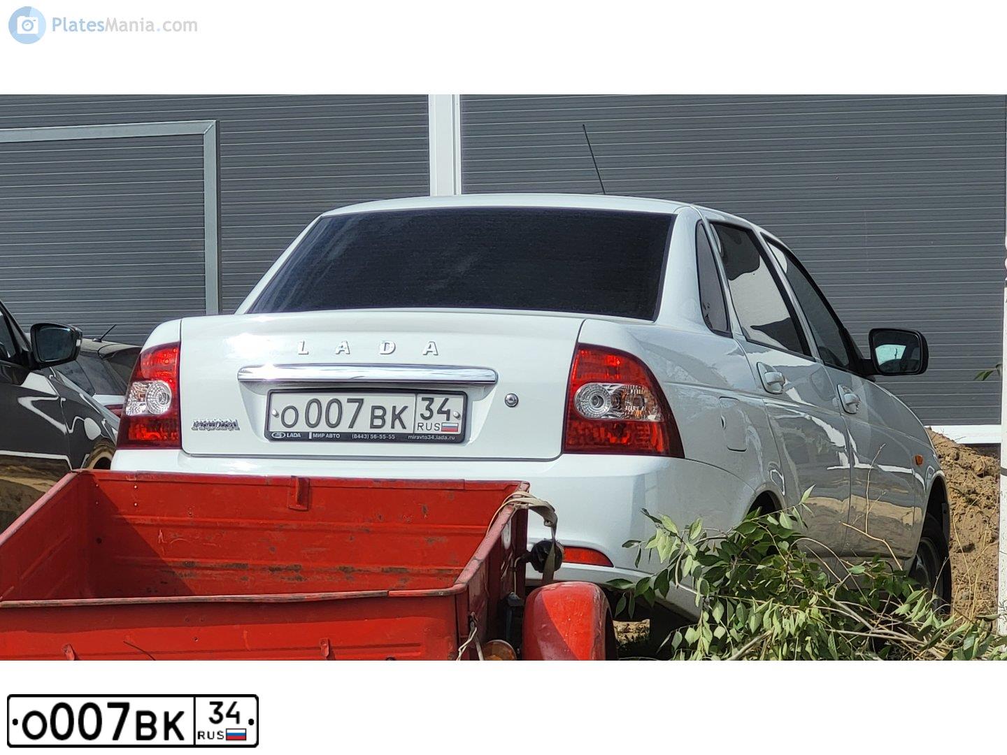 Фото автомобиля TOYOTA AVENSIS, 2005 — госномер О007ВК34. Цвет: СВЕТЛО ОЛИВКОВЫЙ