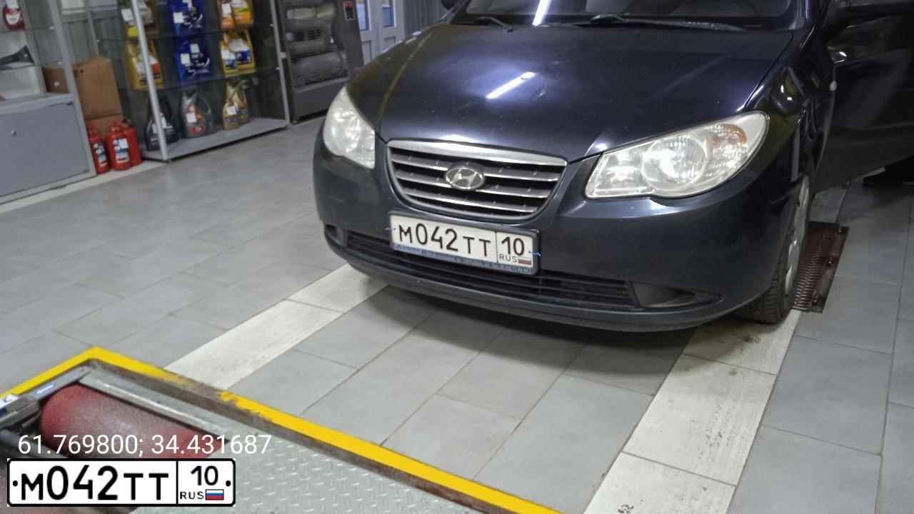 Фото автомобиля HYUNDAI ELANTRA, 2008 — госномер М042ТТ10. Цвет: ЧЕРНЫЙ