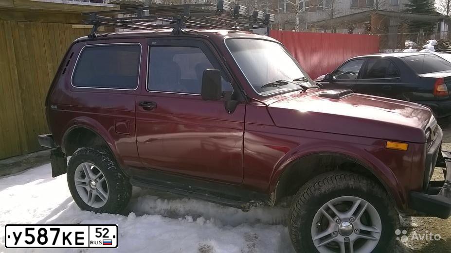 Фото автомобиля LADA 2121 NIVA, 2002 — госномер У587КЕ52. Цвет: ТЕМНО-БОРДОВЫЙ